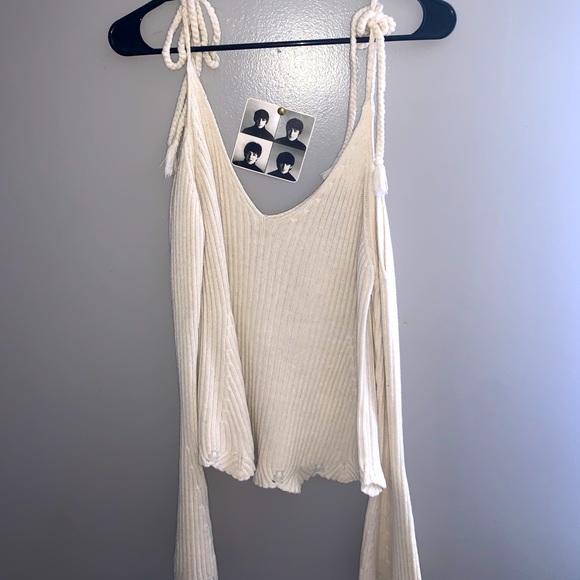 Sweater - Picture 1 of 2